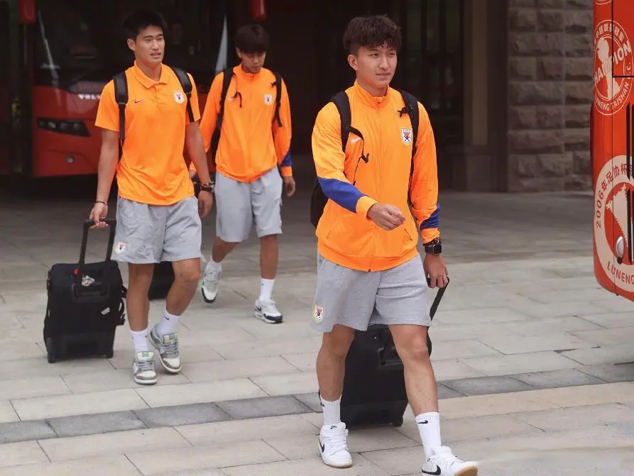 他近期的比 他近期的比